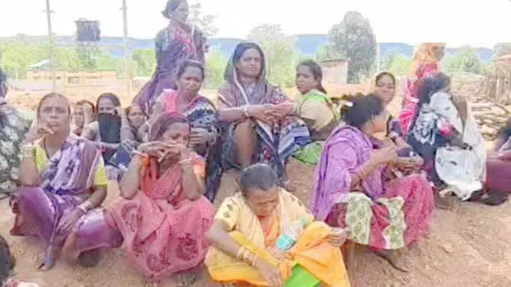CG NEWS : धर्मांतरण को लेकर दो पक्ष आमने-सामने, नारायणपुर में बढ़ाई गई सुरक्षा