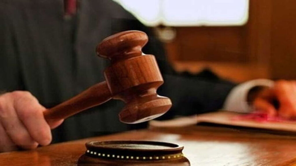CG High Court : मां को प्रताड़ित करने वाले बेटे-बहू को राहत नहीं, हाईकोर्ट ने बेदखली का आदेश रखा कायम