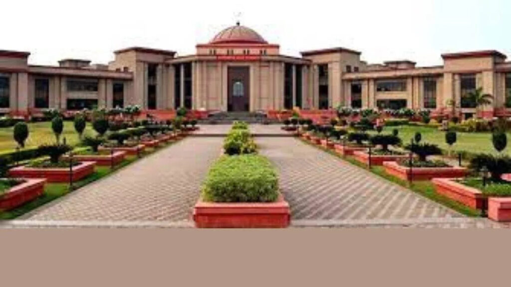CG High Court : हाईकोर्ट का बड़ा फैसला, जंगलों के आसपास आरा मिलों पर प्रतिबंध जारी, प्रदूषण रोकने पर जोर
