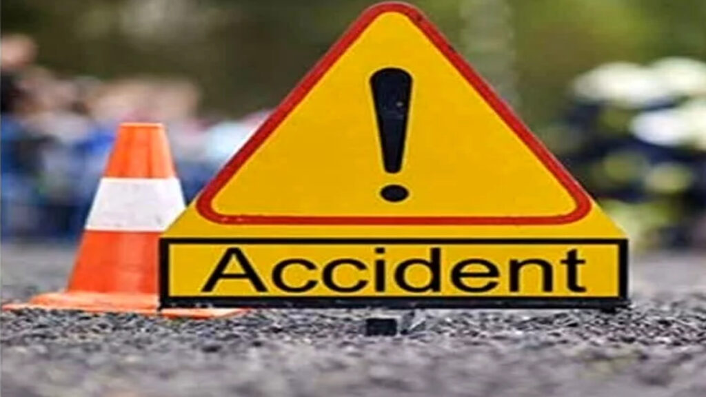 CG Road Accident : जशपुर में रफ्तार का कहर’ ओडिशा-कुनकुरी मार्ग पर हाईवा-कार की भीषण टक्कर, दो की जान गई