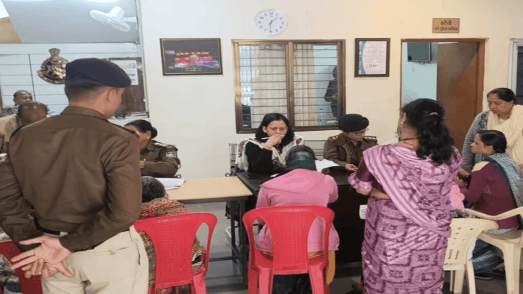 CG NEWS : अंतरजातीय विवाह के बाद बढ़ी दंपती की मुश्किलें, समाज से अलग-थलग करने का आरोप