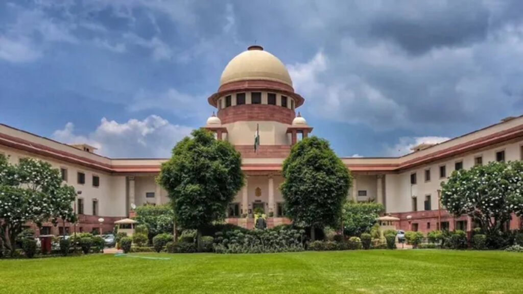 सुप्रीम कोर्ट मेट्रो स्टेशन बंद : सुरक्षा के नाम पर बंद हुआ सुप्रीम कोर्ट मेट्रो स्टेशन, अदालत ने प्रशासन से मांगा समाधान