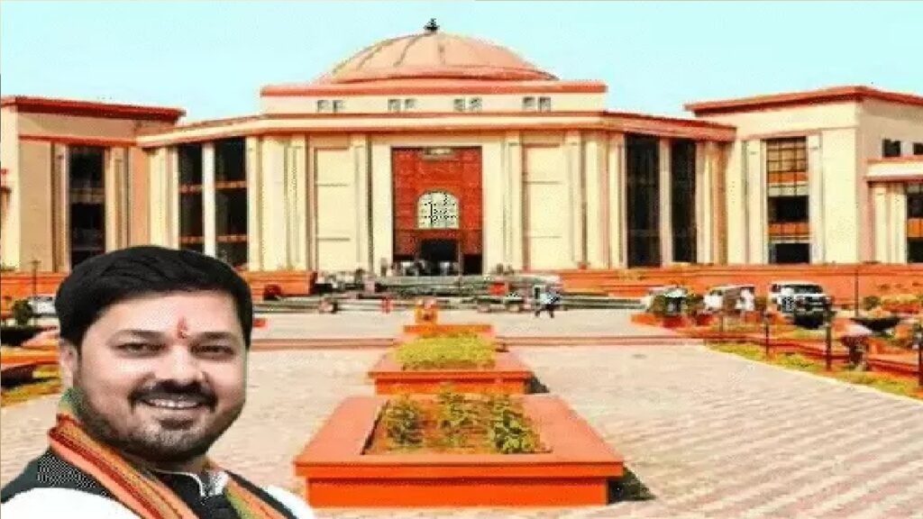 छत्तीसगढ़ हाईकोर्ट का बड़ा फैसला, Anuj Sharma की मॉर्फ फोटो और एडिटेड वीडियो हटाने के निर्देश