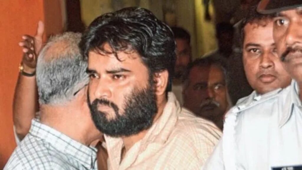 Kolkata Jail: आतंकी आफताब अंसारी के सेल में छिपे थे तीन iPhone, 31 हजार कैश मिलने से सुरक्षा पर उठे सवाल