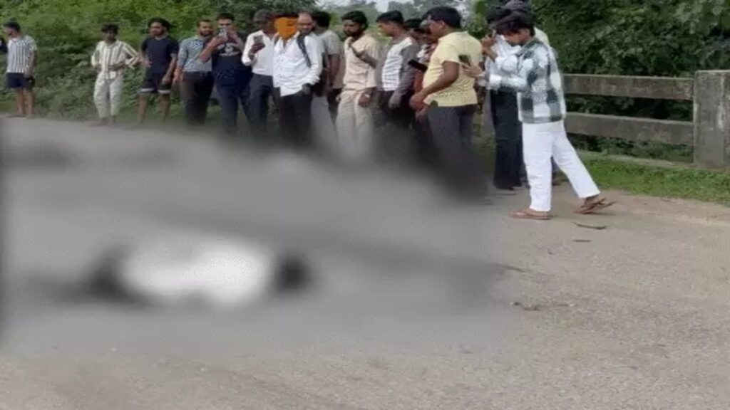 CG Accident : बिलासपुर में दर्दनाक हादसा, ट्रक ने बाइक सवार 3 युवकों को कुचला’ मौके पर मौत