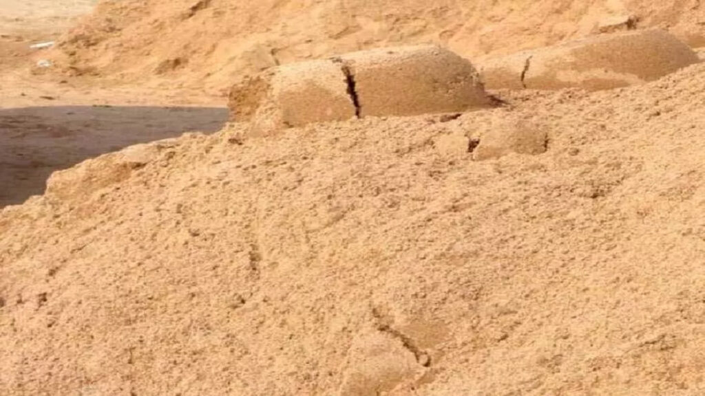 CG Sand Royalty Scam : करोड़ों के रेत रॉयल्टी घोटाले में बड़ा खुलासा, जांच फाइल लापता होने से प्रशासनिक व्यवस्था पर उठे सवाल
