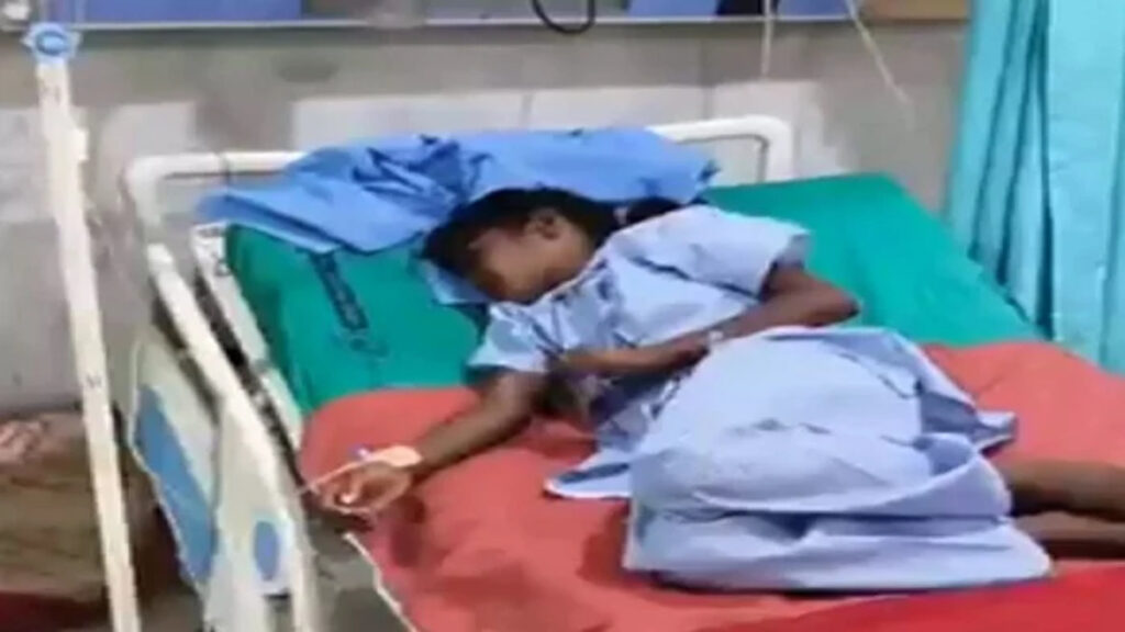 CG Crime News : छात्रावास में जहरीले सांप ने बरपाया कहर, 6 छात्राओं को काटा’ 3 की मौत