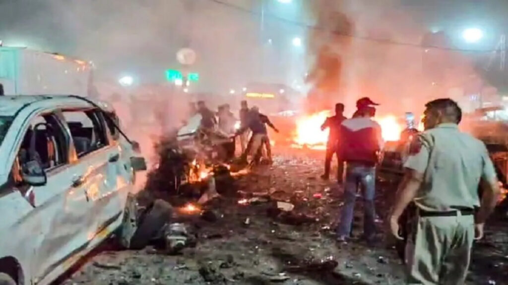 Delhi Red Fort Blast : दिल्ली के लाल किला धमाके को AQIS से जोड़ा, UN रिपोर्ट में सामने आया बड़ा दावा