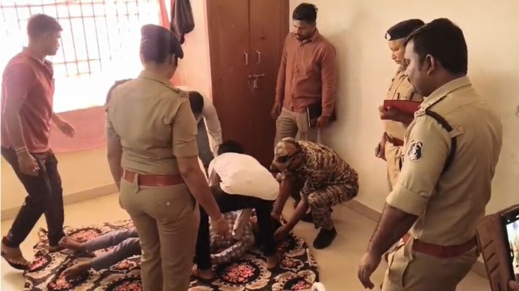 CG News : एकलव्य आवासीय विद्यालय में छात्र ने की आत्महत्या, जांच में जुटी पुलिस